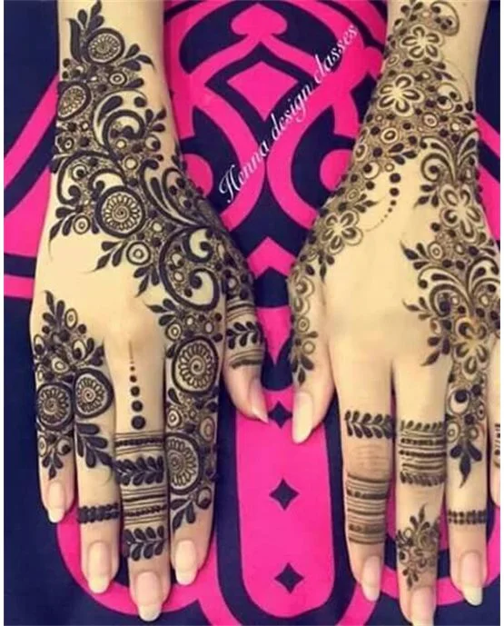 Curvy Panel Back Hand Mehndi Design Pathway Curvy Panel Back Hand Mehndi Design Pathway